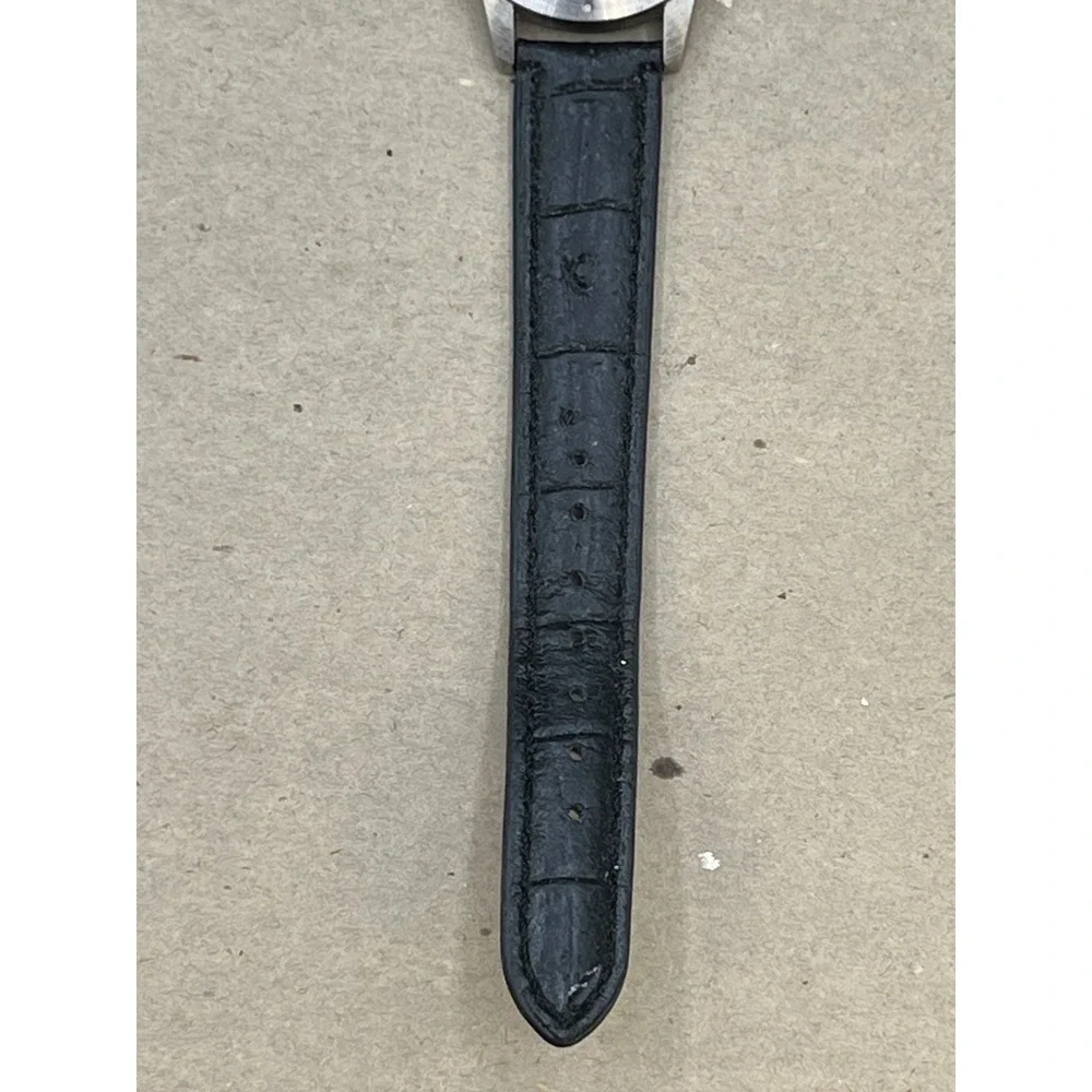 Walt Disney World LIMITED RELEASE Mickey Mouse‎ Watch Black Leather Strap Rare